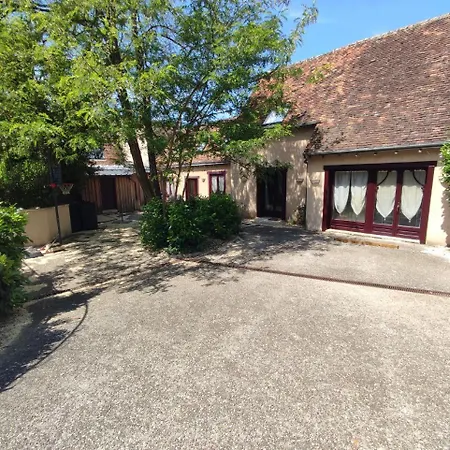 Grand Gite - Le Saint-Chrirtophe Châteauroux Buitenkant foto
